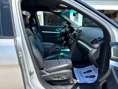 2016 Ford Explorer, $13500. Photo 10