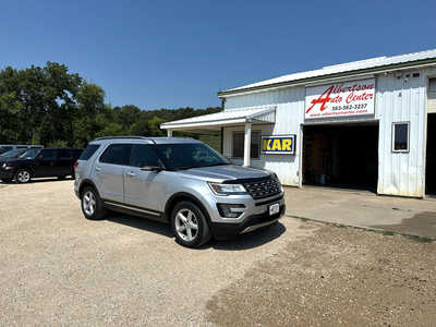 2016 Ford Explorer, $13500. Photo 2