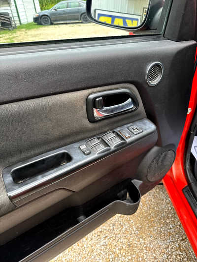 2008 Chevrolet Cobalt, $10500. Photo 5