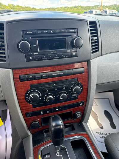 2007 Jeep Grand Cherokee, $3900. Photo 4