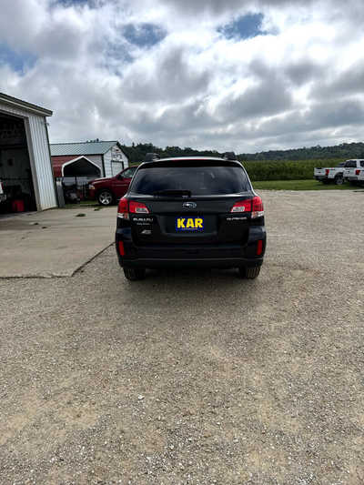 2013 Subaru Outback, $6900. Photo 9