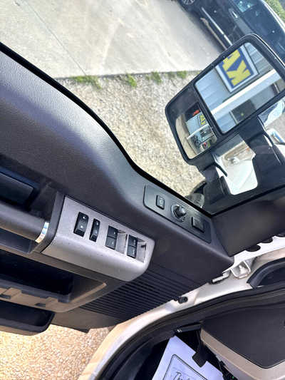 2015 Ford F250 Crew Cab, $18900. Photo 7