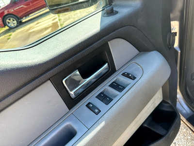 2012 Ford F150 Crew Cab, $4900. Photo 5