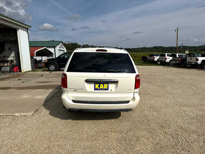 2005 Chrysler Town & Country, $1150. Photo 8