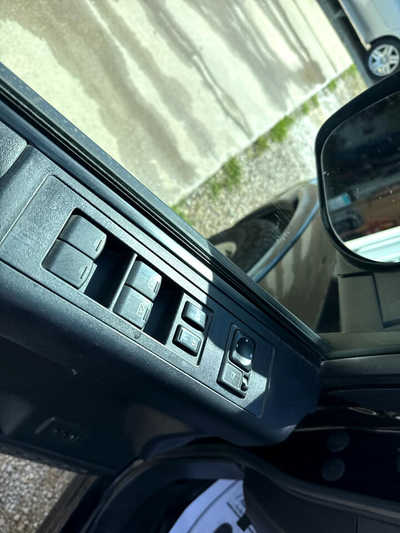 2008 Nissan Titan, $3900. Photo 5