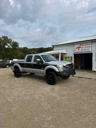 2011 Ford F350 Crew Cab, $16900. Photo 2