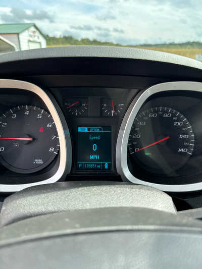 2013 Chevrolet Equinox, $5900. Photo 3