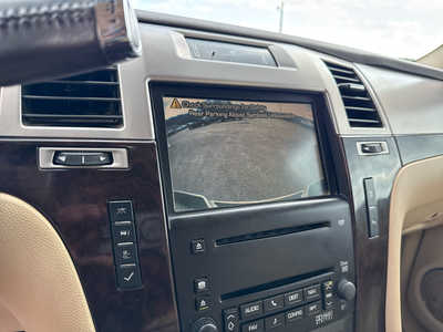 2007 Cadillac Escalade EXT, $4900. Photo 5