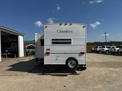 2003 Forest River Cherokee, $4900. Photo 4