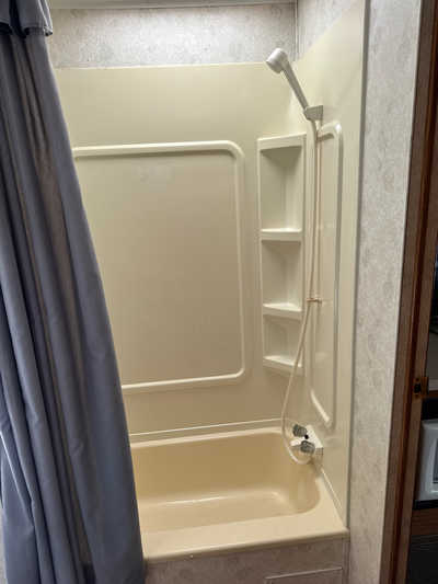 2003 Forest River Cherokee, $4900. Photo 9