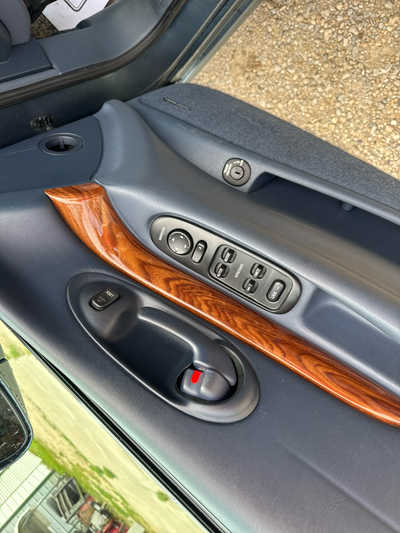2000 Buick LeSabre, $5900. Photo 5