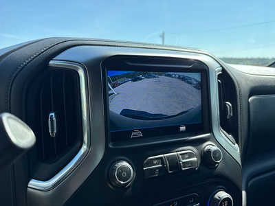 2022 Chevrolet 2500 Crew Cab, $34900. Photo 5