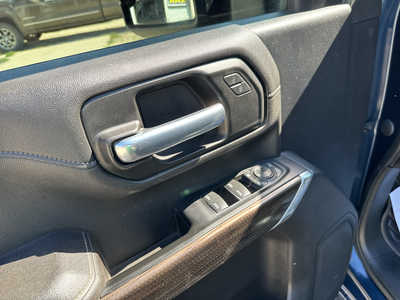 2022 Chevrolet 2500 Crew Cab, $34900. Photo 7