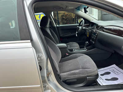 2013 Chevrolet Impala, $3900. Photo 7