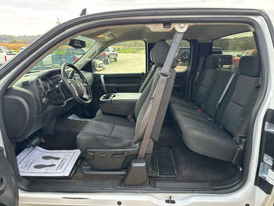 2013 GMC Sierra 1500, $13900. Photo 6