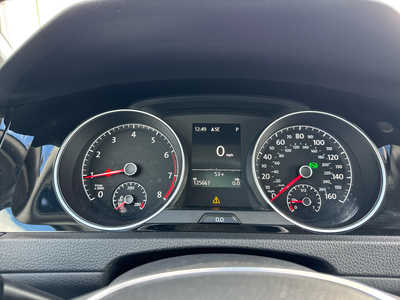 2015 Volkswagen Golf, $9900. Photo 3