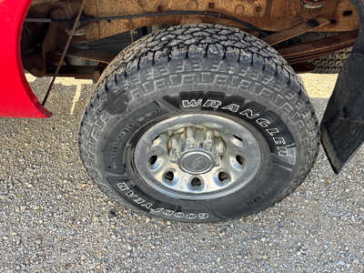 2003 Ford F250 Crew Cab, $6500. Photo 11