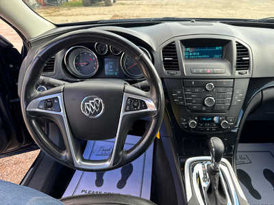 2011 Buick Regal, $5500. Photo 4