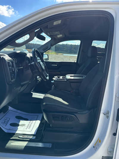 2021 Chevrolet 1500 Crew Cab, $23900. Photo 7