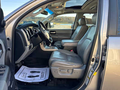 2012 Toyota Sequoia, $12900. Photo 9