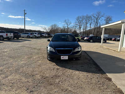 2011 Chrysler 200, $5500. Photo 11
