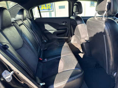 2011 Chrysler 200, $5500. Photo 8