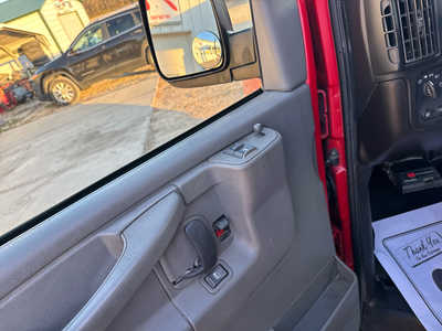 2006 GMC Van,Cargo, $6500. Photo 5