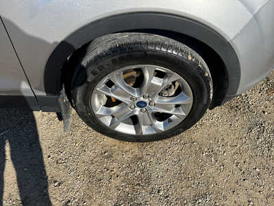 2014 Ford Escape, $5900. Photo 4