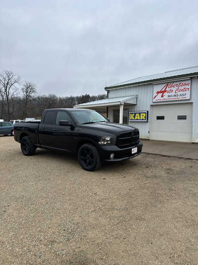 2015 RAM 1500 Ext Cab, $15900. Photo 2
