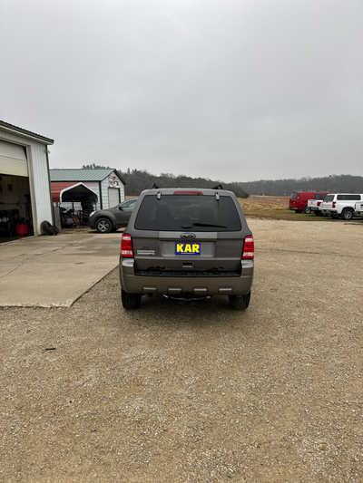 2011 Ford Escape, $3250. Photo 9