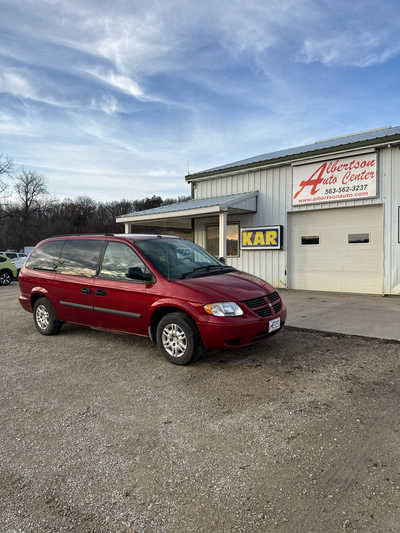 2006 Dodge Caravan, Grand, $4900. Photo 2