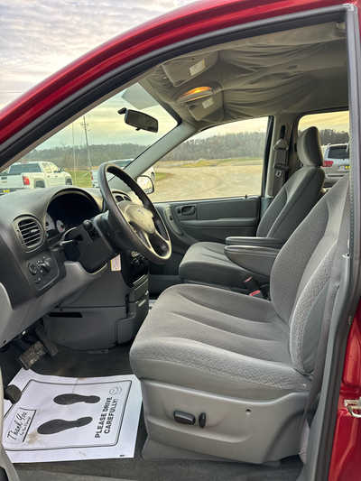 2006 Dodge Caravan, Grand, $4900. Photo 6