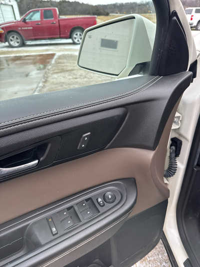 2015 GMC Acadia, $4900. Photo 5