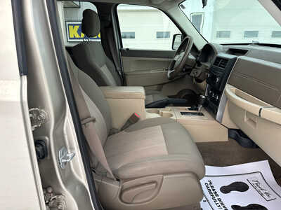 2010 Jeep Liberty, $2500. Photo 7