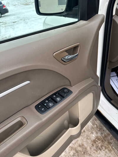 2009 Dodge Journey, $2900. Photo 5