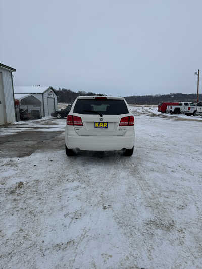 2009 Dodge Journey, $2900. Photo 9