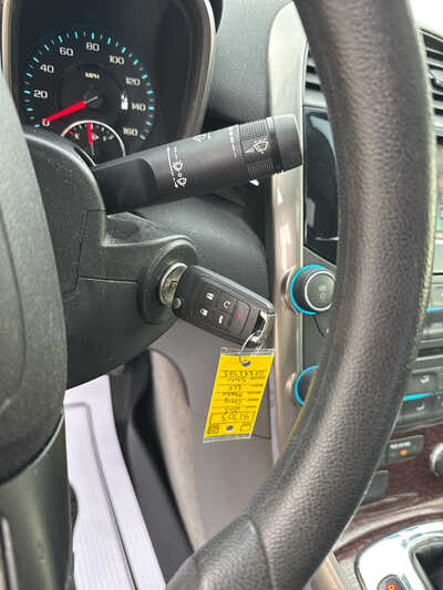 2013 Chevrolet Malibu, $7000. Photo 4