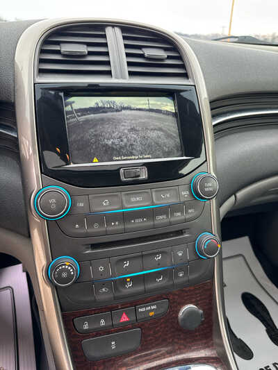 2013 Chevrolet Malibu, $7000. Photo 8