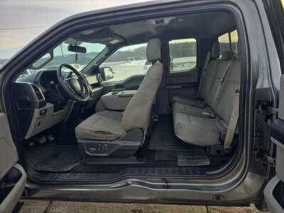 2016 Ford F-150, $17900. Photo 8