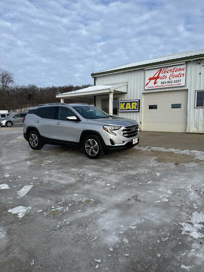 2019 GMC Terrain, $11900. Photo 2