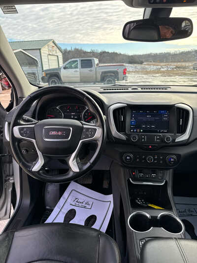 2019 GMC Terrain, $11900. Photo 5