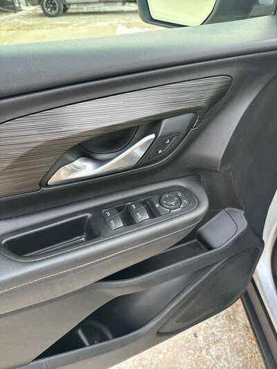 2019 GMC Terrain, $11900. Photo 6