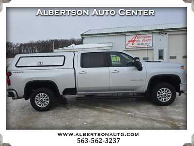 2021 Chevrolet 2500 Crew Cab, $29500. Photo 1