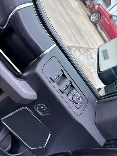 2019 Ford F150 Crew Cab, $27900. Photo 7