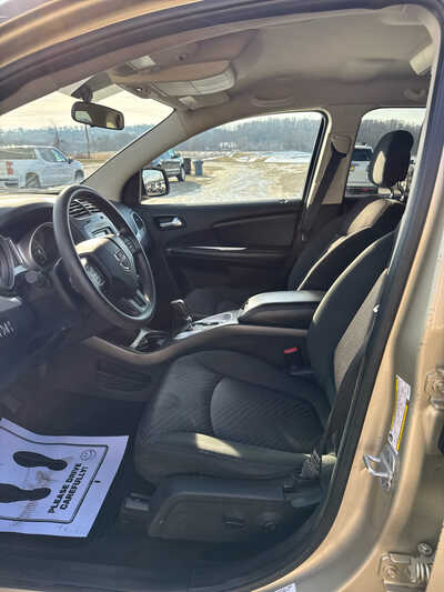 2011 Dodge Journey, $3900. Photo 6