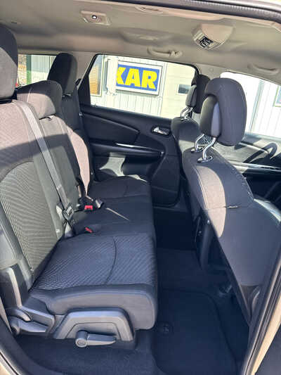 2011 Dodge Journey, $3900. Photo 8