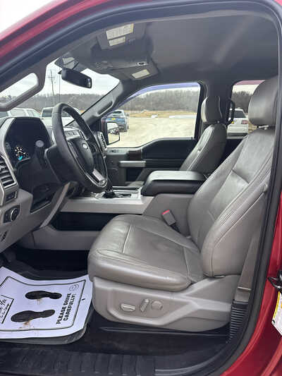 2015 Ford F150 Crew Cab, $13900. Photo 6