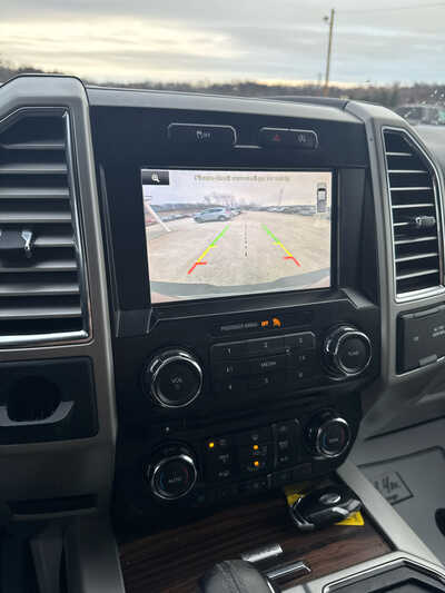 2015 Ford F150 Crew Cab, $13900. Photo 7