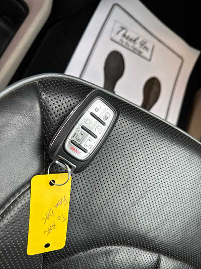 2017 Chrysler Pacifica, $7900. Photo 5