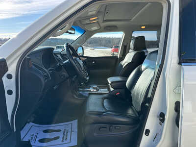 2017 Nissan Armada, $11500. Photo 8